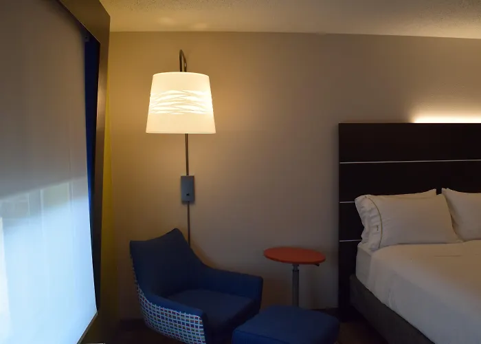 Hotel Express & 4*